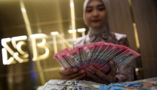 Kekhawatiran Eskalasi Konflik Timur Tengah Tekan Nilai Tukar Rupiah