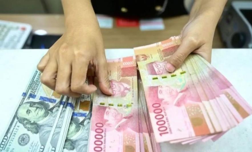 Rupiah Melemah ke Rp17.035 per Dolar AS Dipicu Ketegangan AS-Iran soal Selat Hormuz