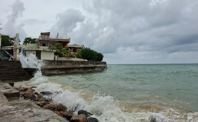 BMKG Peringatkan Potensi Gelombang Laut Hingga 2,5 Meter di Dua Perairan NTT pada 6–9 April