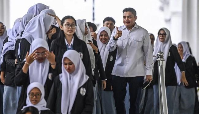 Wacana Pemotongan Gaji Menteri Masih Menunggu Pembahasan