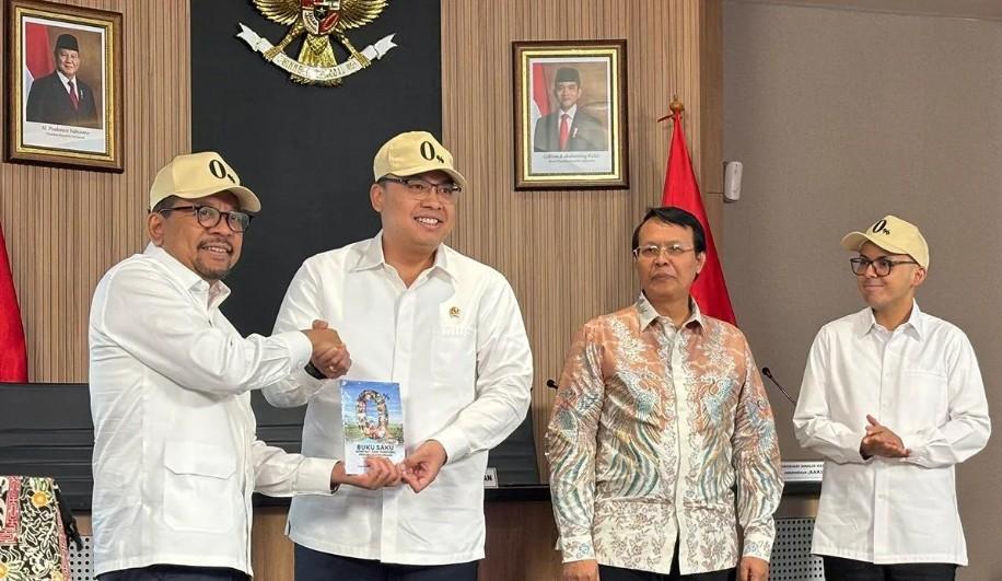 Pemerintah Luncurkan Buku Saku 0% untuk Integrasikan Bantuan Kesejahteraan Sepanjang Hayat pada 2026