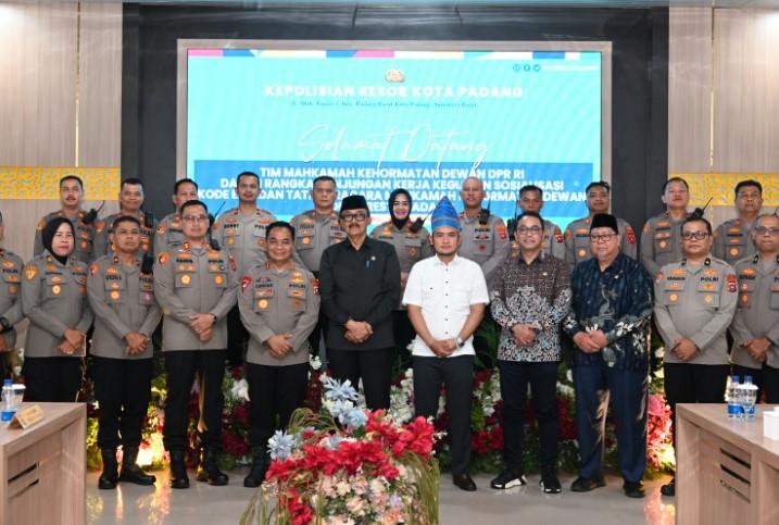 MKD DPR RI Tegaskan Aturan Ketat Penggunaan TNKB Khusus bagi Anggota dan Pimpinan Dewan