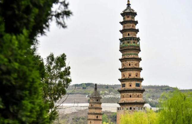 Keindahan Menara Kembar Akademi Haihui di Pegunungan Taihang Jadi Daya Tarik Wisata Jincheng