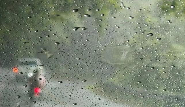 BMKG Imbau Waspada Cuaca Ekstrem Akibat Bibit Siklon 92S di Sumatera dan Jawa