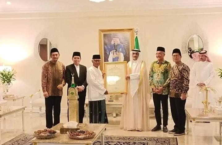 MUI Tegaskan Sikap Indonesia Tolak Penjajahan saat Bertemu Dubes Arab Saudi di Jakarta