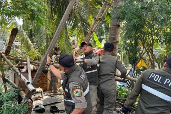 Bangunan Liar di Jakpus Ditertibkan karena Jadi Tempat Minum Keras dan Rawan Kejahatan