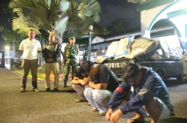 TNI Gagalkan Penjualan Ilegal Pupuk Bersubsidi dari Sumbar ke Riau, Tiga Pelaku Diamankan