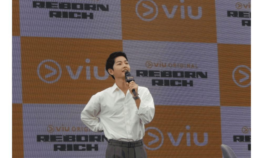 Song Joong Ki dan Istri Berpartisipasi dalam Acara Musik Klasik di Seoul