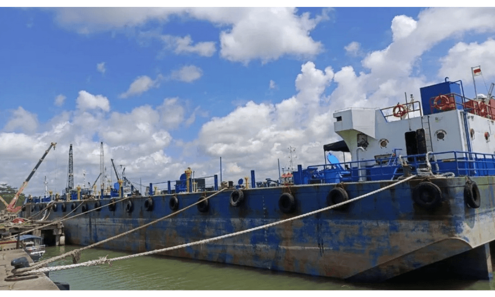 Antisipasi Minyak Tumpah, Otoritas Pelabuhan Babel Pasang Oil Boom