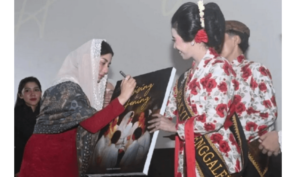 Novita Hardini Ajak Perempuan Ubah Tantangan Jadi Karya di TGX Women Summit 2026