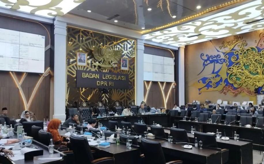 Ketua Baleg DPR Tegaskan Batas Usia PRT Minimal 18 Tahun dalam RUU Perlindungan Pekerja Rumah Tangga