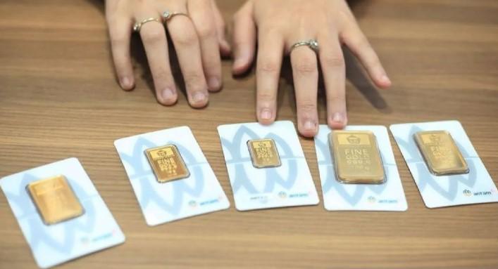 Harga Emas Antam Melonjak Rp40.000 Jadi Rp2,88 Juta per Gram pada Selasa Pagi
