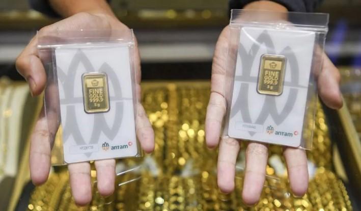 Harga Emas Antam Anjlok Rp50.000 Jadi Rp2,83 Juta per Gram pada Rabu Pagi