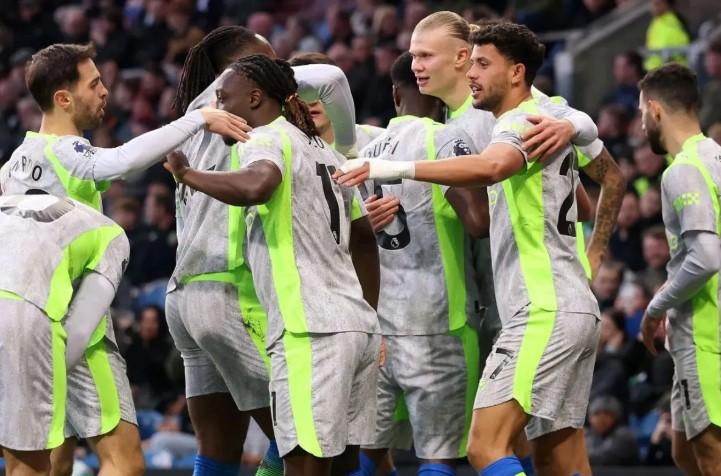Manchester City Menang Tipis atas Burnley, Gol Haaland Bawa The Citizens ke Puncak Klasemen