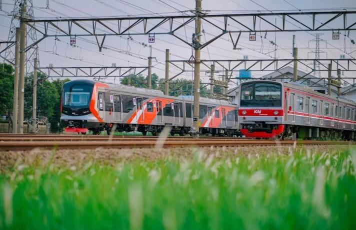 KRL Jabodetabek Dorong Perubahan Gaya Hidup, Mobilitas Masyarakat Kian Efisien