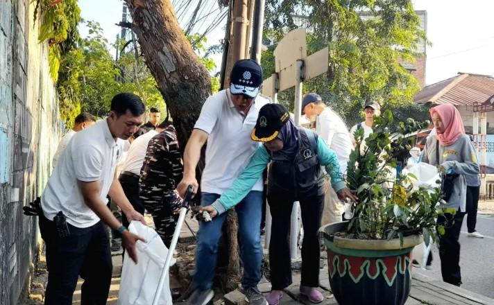 Menteri LH Tekankan Jakarta Harus Jadi Contoh Nasional Tanpa Praktik Open Dumping