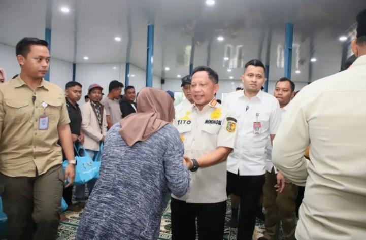 Huntara Bikin Penyintas Tersenyum, Tito Pastikan Bantuan dan Huntap Segera Dipercepat
