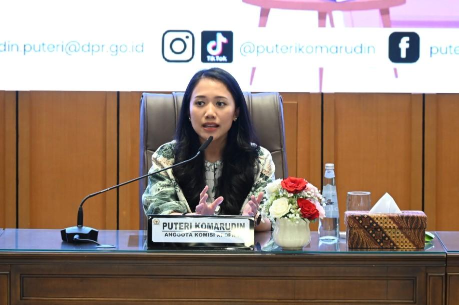 Seminar Kepemimpinan Hybrid dan Gen Z Digelar di DPR RI