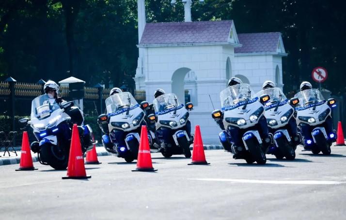 Prajurit Wanita Paspampres Tampilkan Aksi Atraktif di Istana, Semarakkan Semangat Kartini