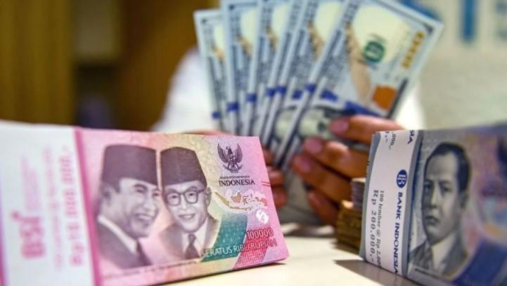 Rupiah Melemah Tipis ke Rp17.223 per Dolar AS pada Selasa Pagi