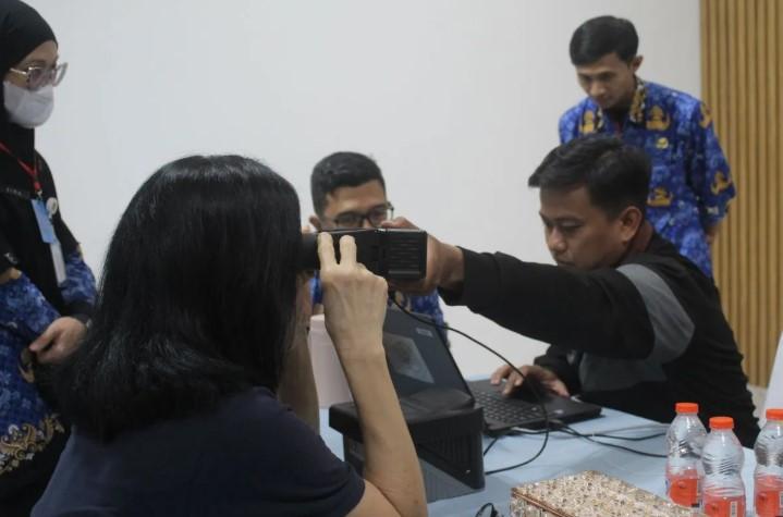 Dukcapil DKI Jemput Bola, Lebih dari 1.800 Warga Binaan Lapas dan Rutan Dapat Layanan Kependudukan