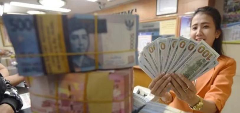 Ekonom CORE Nilai Swap Currency Bantu Stabilkan Rupiah Meski Bukan Solusi Fundamental