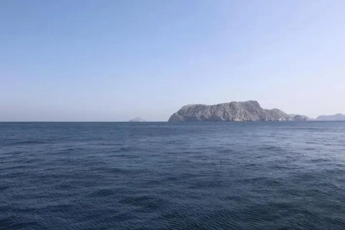 Saudi dan Kuwait Izinkan AS Gunakan Pangkalan untuk Operasi di Selat Hormuz