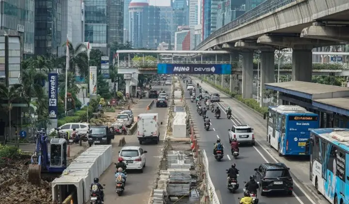 Legislator DKI Minta Kajian Lalu Lintas dan PKL Sebelum CFD Rasuna Said Diterapkan