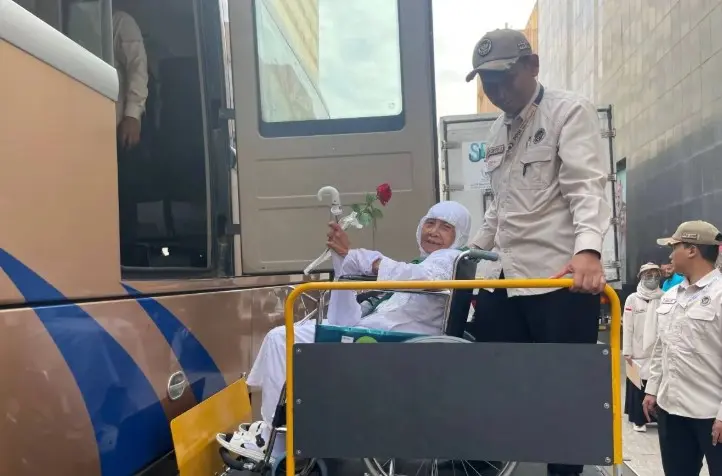 Jamaah Haji Kloter Solo Tiba di Makkah, Awali Gelombang II dari Indonesia