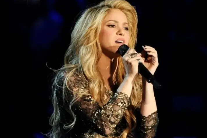 Shakira Bocorkan Lagu Resmi Piala Dunia 2026 Berjudul “Dai Dai” Bersama Burna Boy