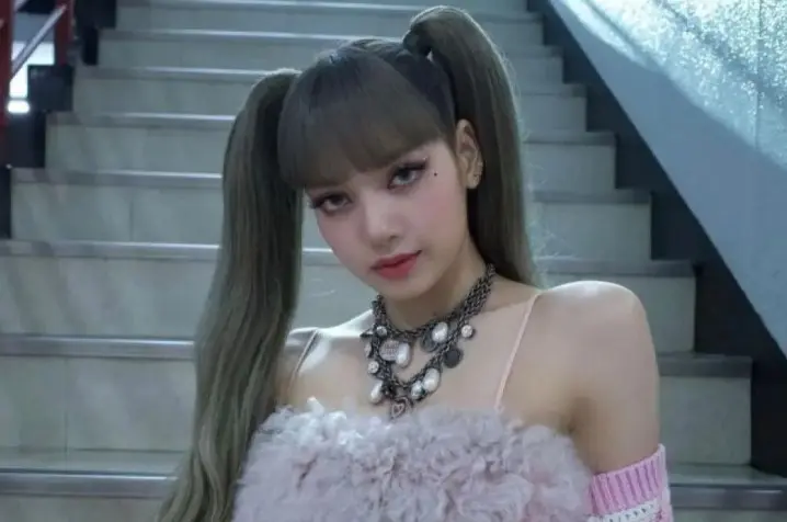 Lisa BLACKPINK Dipastikan Tampil di Pembukaan Piala Dunia FIFA 2026