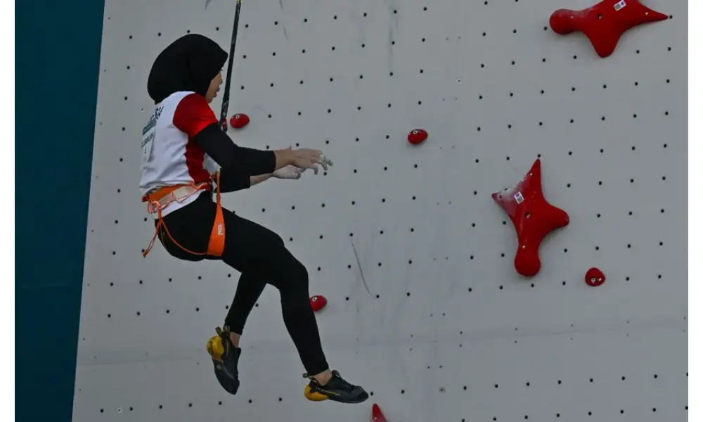 Desak Made Rita dan Rajiah Sallsabillah Lolos ke Final World Climbing Series Wujiang 2026