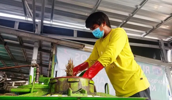 Munjirin Minta RT dan RW di Jakarta Timur Siapkan Sarana Pemilahan Sampah Mandiri