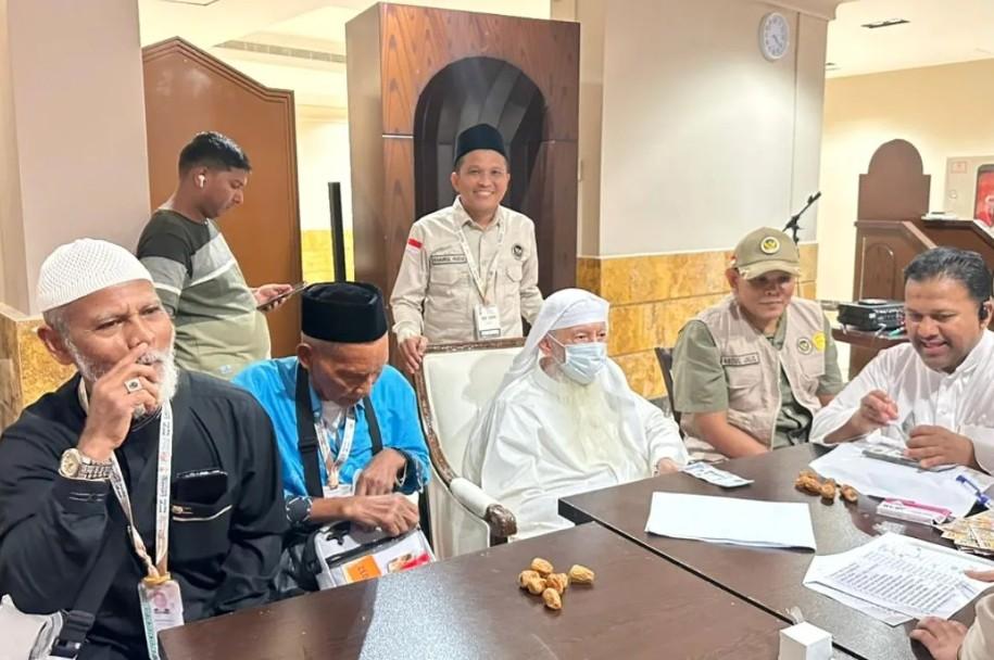 Jamaah Haji Aceh Mulai Terima Dana Wakaf Baitul Asyi Rp9,3 Juta per Orang di Makkah