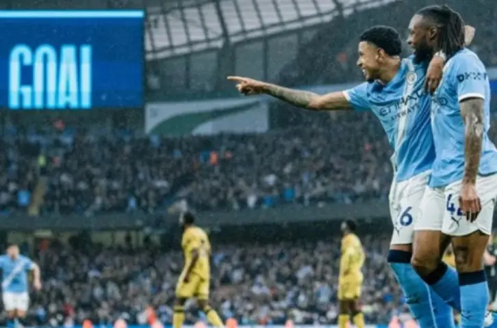 Manchester City Hajar Crystal Palace 3-0 dan Terus Tempel Arsenal di Puncak Klasemen