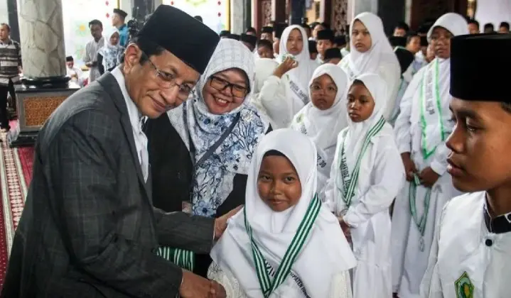 Menag Tegaskan Pesantren Harus Menjadi Ruang Paling Aman bagi Anak