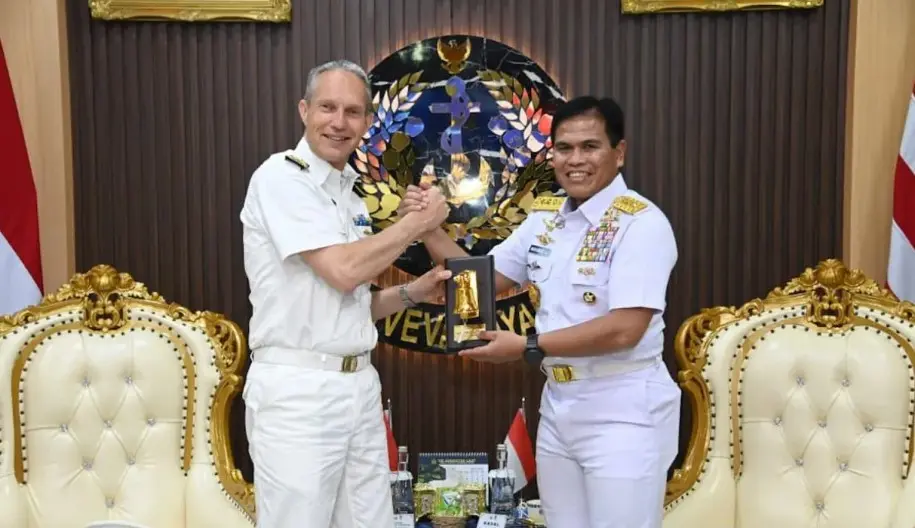 TNI AL dan Angkatan Laut Belanda Perkuat Kerja Sama Pertahanan dan Keamanan Laut di Surabaya