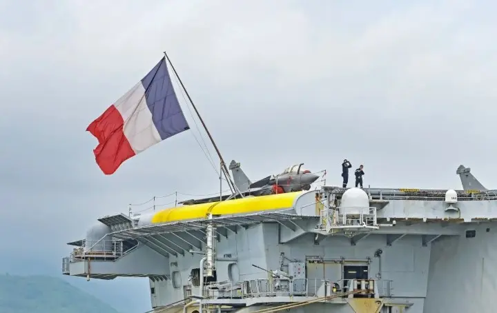 Kapal Induk Prancis Charles de Gaulle Bergerak ke Laut Arab Dekati Selat Hormuz