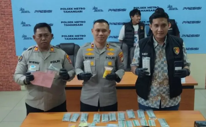 Polisi Tangkap Dua Pengedar Ribuan Obat Keras Berkedok Warung Sembako di Tamansari