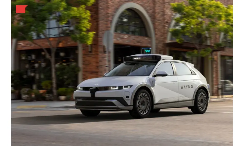 Waymo Tarik Hampir 3.800 Robotaxi di AS setelah Kendaraan Tersapu Banjir