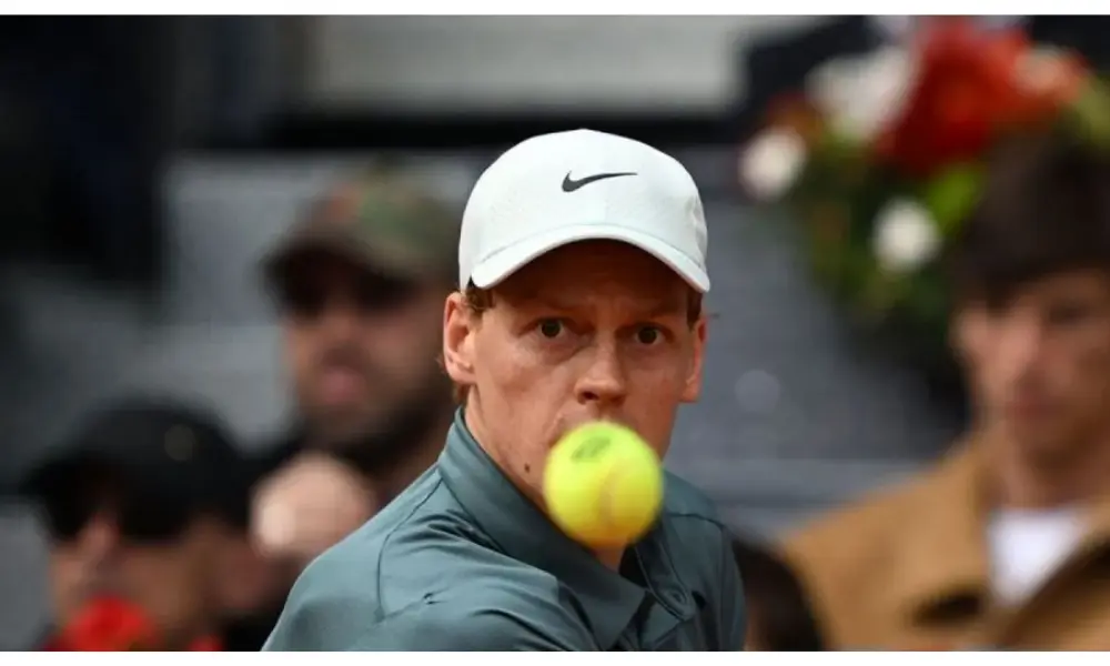 Jannik Sinner Kejar Sejarah Career Golden Masters di Final Italian Open 2026