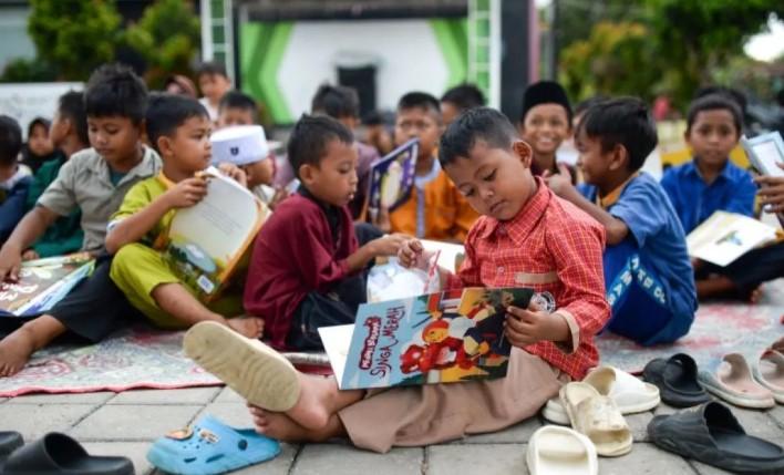 Psikolog Bagikan Kiat Membangun Budaya Membaca Sejak Dini di Lingkungan Keluarga