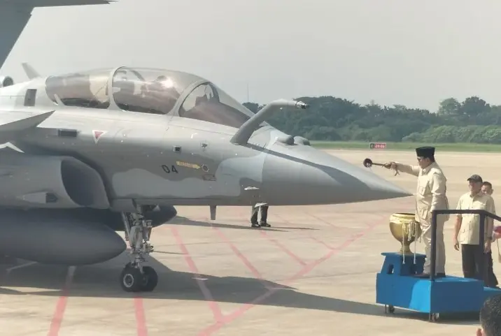Prabowo Tinjau Jet Rafale hingga Radar Baru TNI AU di Lanud Halim
