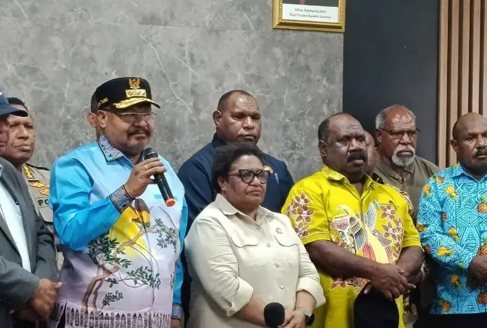 Gubernur John Tabo Tegaskan Perang Suku Dilarang Terjadi di Papua Pegunungan
