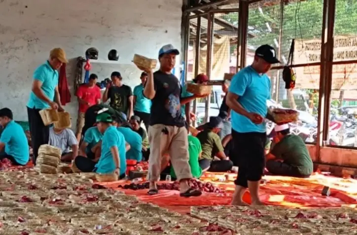 DKI Ingatkan Warga Pisahkan Sampah Sisa Pemotongan Hewan Kurban