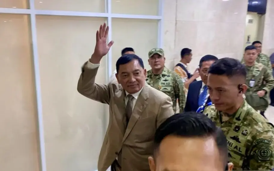 Sjafrie Tegaskan RI Tidak Buat Komitmen Izin Lintas Udara dengan Amerika Serikat
