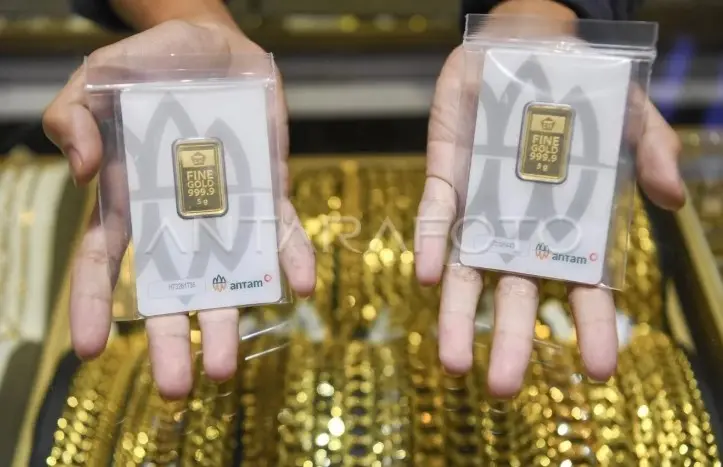 Harga Emas Antam Selasa Pagi Naik Rp25.000 Menjadi Rp2,789 Juta per Gram