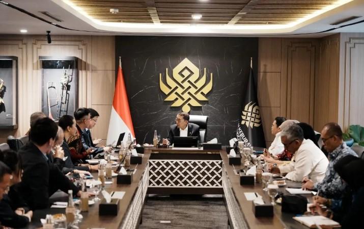 Kemenbud Jajaki Kerja Sama Strategis dengan Delegasi China di Bidang Film dan Pengobatan Tradisional