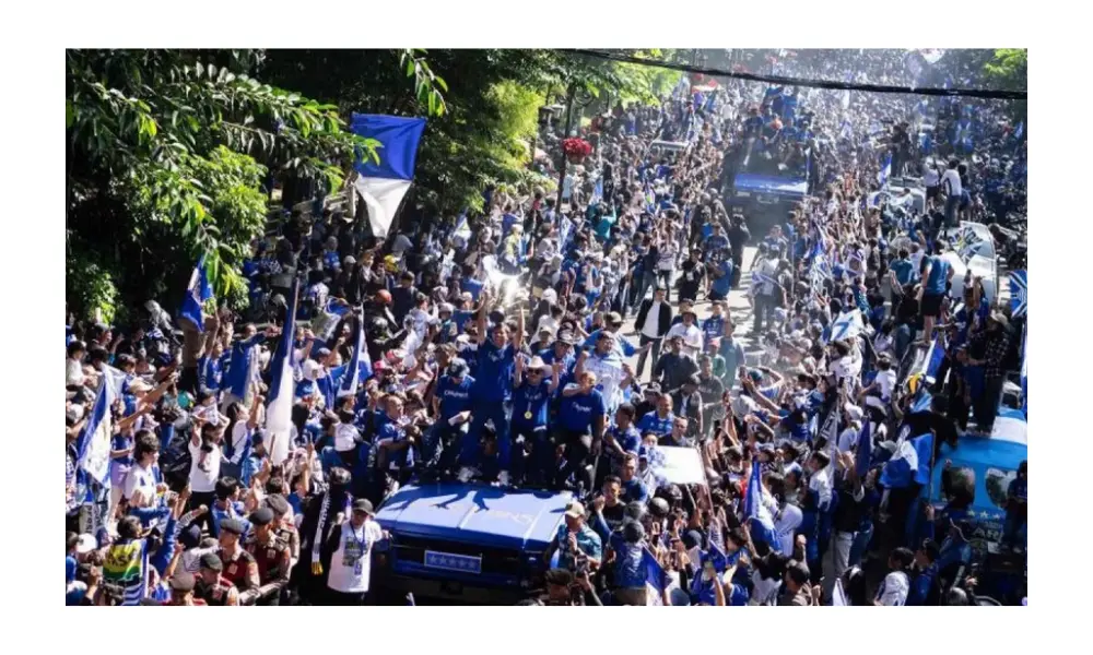 Persib Bandung Juara BRI Super League 2025/2026, Kota Bandung Berubah Menjadi Lautan Biru Perayaan
