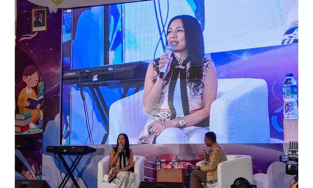 BI NTT Gandeng Dee Lestari untuk Perkuat Literasi Generasi Muda di Nusa Tenggara Timur
